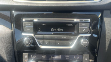 Nissan Qashqai 1.5 dCi Acenta [Smart Vision Pack] 5dr Diesel Hatchback